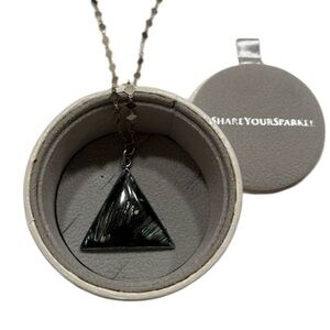 Hillberg & Berk necklace. Black triangle pendant. 925 sterling silver. Unique
